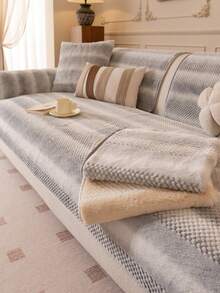 1pc Autumn/Winter Plush Thickened Warm Sofa Cushion Cover, Modern Minimalist Non-Slip Sofa Seat Pad, Dust-Proof And Washable Sofa Slipcover, Light Gray Fresh And Fashionable, Soft And Fade-Resistant, Pet-Friendly Protective Cover, Adjustable For Corner Sofa, Suitable For Bedroom, Office, Living Room Combination Furniture, L-Shaped Sofa And 1/2/3/4-Seat Sofa