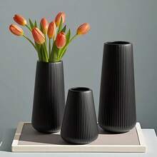 3个现代T型北欧风塑料花瓶，黑白两色，表面有纹理，防碎，多种尺寸（24.89/20.07/13.97厘米），适用于客厅、餐桌，可插鲜花、郁金香或人造花，家居装饰礼品 - 彩色 - 查看 5