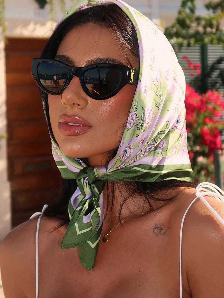 1 Pair Women's Oval Cat Eye Small Frame Fashion Fashion Glasses, Suitable For All Seasons, Ideal For Vacation, Travel, Beach, Outdoor Street Photography, Concave Design, Matching Ins-Style Outfits, Perfect Eyewear Accessory - Black - View 1