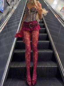 Women Lace Sheer Pantyhose Fishnet Stocking Black Floral Tight Legging Stockings Small Hole High Waist Lace Pantyhose Party Clubwear - 紅色 - 查看 3