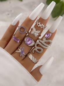 Set de 8 piezas de anillos de joyería con diseños minimalistas y elegantes de mariposa, corazón, serpiente y pentagrama de aleación con rhinestones, adecuado para fiestas, banquetes y regalos