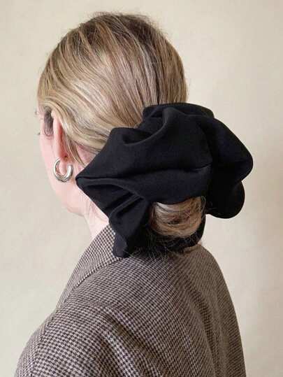 1个缎面超大号发圈，优雅复古大号发圈，适合各种场合，发绳头饰马尾辫发圈