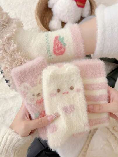 4双装女士加厚保暖卡通动物毛绒粉色船袜，适合日常穿着，舒适袜子