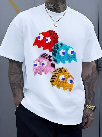 Vibrantes fantasmas pixelados rojo azul rosa amarillo capturan la esencia de los juegos arcade retro pura nostalgia gamer diversión y un toque vintage para tu look casual del día a día camiseta de hombre 100% algodón