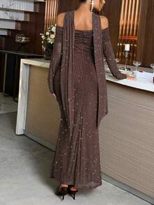 Đầm nữ gợi cảm lệch vai tay dài có túi xách eo, xẻ tà và phụ kiện khăn choàng đính sequin, thích hợp cho hẹn hò, đám cưới, tiệc cocktail, mùa tựu trường và các dịp khác. - màu nâu - Xem 2