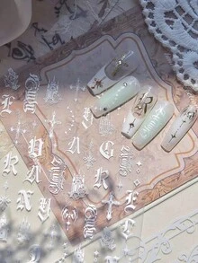 1片白色哥特风美甲贴纸 - 新品上市 - 时尚叛逆 - 优雅的字母、十字架和星星图案，适合DIY个性化美甲，哥特美甲爱好者的理想之选 - 白色 - 查看 3