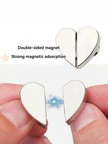 Conjunto de 1/3 pares de fechos magnéticos para cortinas, em formato de coração, removíveis e sem necessidade de pregos. Botões metálicos para bloquear a luz em cortinas de banheiro e janelas, protegendo a privacidade em hotéis. Acabamento metálico premium.