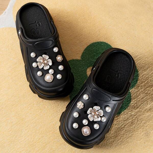 20 قطعة من إكسسوارات الحذاء القابلة للفصل DIY - الراين ستون، الفيونكات، نجوم الثلج الكريسماسية، سلاسل الأحذية للحديقة والشاطئ - هي هدايا عيد ممتازة.