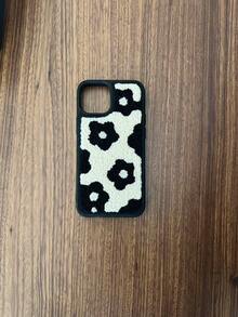 1pc Multi-Color IP16, INS Plush Black Flower Phone Case Suitable For IP11, 12, 13, 14, 15, 16, 15/16/12/13/14 ProMax, IP14/11/12/13 Pro, Smartphone Case, Compatible With IP14/15/16 Plus