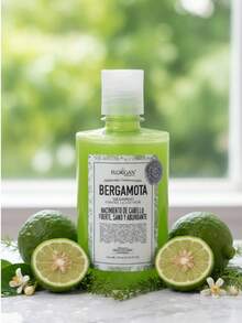 Bergamot Shampoo Concentrated Elements – Renew Your Hair, Regain Its Strength And Natural Volume. Do You Notice Your Hair Is Thinner, Weaker, Or Falling Out? This Shampoo Is For You. Its Formula With Bergamot Extract, Horsetail, And Multivitamins (B5 And B7) Stimulates The Scalp, Nourishes The Hair Follicle, And Promotes The Growth Of Stronger, Healthier, And More Abundant Hair. Ideal For Men And Women Looking To Prevent Hair Loss And Restore Shine, Volume, And Softness From The Root, As It Nourishes The Hair Follicle, Helping To Reverse The Effects Of Baldness, Also Known As Alopecia, Hair Loss, Baldness, Or Simply A Lack Of Hair. With Each Wash, You'll Feel Your Hair Strengthen, Look Thicker, And Feel Healthier. Because Caring For Your Hair Isn't A Matter Of Gender, But Of Well-Being, Confidence, And Self-Esteem. Shampoo. - Màu xanh chanh - Xem 3