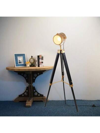 Alpinaluz Cinema Tripod Vloer Lamp Natural Wood Adjustable Height Vintage view 5
