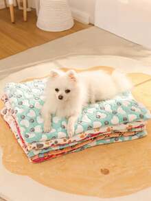 PETSIN Dog Blanket Suitable For Dogs And Cats, Cute Love-Printed Dog Bed Blanket, Soft And Warm Fleece Pet Blanket, Thin And Versatile For All Seasons, Suitable For Small And Medium-Sized Dogs, Various Cats, And Guinea Pigs - Multicolor - View 6