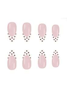 24 pezzi di unghie finte a forma di mandorla di media grandezza, punta francese bianco latte minimalista con pois marroni, unghie indossabili, set di unghie rimovibili a copertura completa, adatte per feste, balli e uso quotidiano.