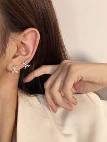 falinne S925 Sterling Silver Plated Gold C-Shaped Earrings, Delicate Cute Zirconia Butterfly Earrings Without Piercing, Minimalist Elegant Ear Cuff For Women, Hypoallergenic Non-Fading Animal Ear Clip Suitable For Ladies