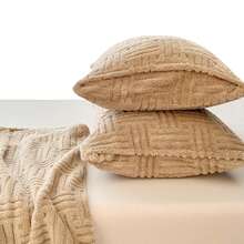 2pcs Geometric Pattern Pillow Covers, Soft & Comfortable, Warm & Breathable For Autumn/Winter, Skin-Friendly, Machine Washable, Envelope Closure, Suitable For Bedroom, Living Room, Hotel, Dorm, Holiday Decor, Couples (Pillow Insert Not Included) - Khaki - View 8