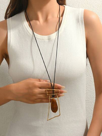 1pc Casual Fashionable Geometric Pattern Women Long Necklace, Sweater Chain, Suitable For Gifting To Friends, Mothers, Daily Wear