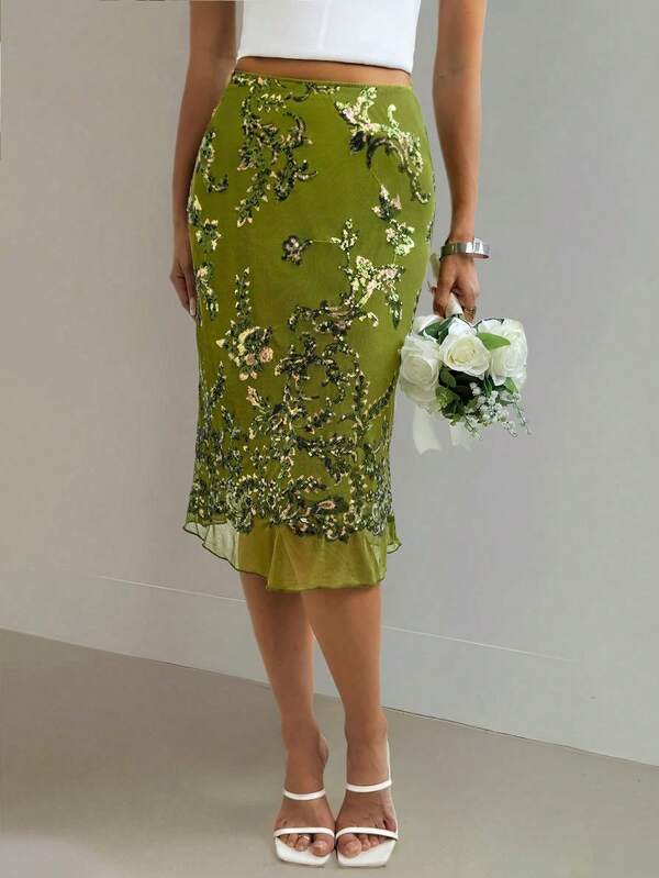 تنورة أنيقة متوسطة الطول للنساء مزركشة بالترتر