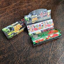 1 包，流行 78/110 毫米长度卷烟纸，带烟嘴，多种口味和设计