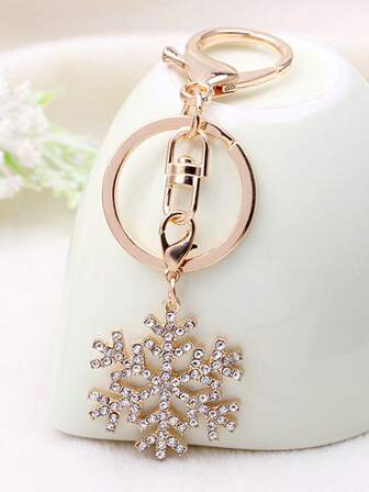 1pc Christmas Snowflake Rhinestone Keychain, Commemorative Small Gift, Holiday Gift, Pendant For Dating, Vacation, Daily Matching