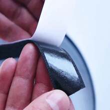 A Particularly Practical Winter Window Film, Windproof And Heat-Insulating Film, Transparent Plastic Film, Black Edge, Easy To Install And Remove Type