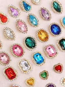 10/20 Stücke gemischtes Farbset mit Strass Dekorationen. 6 verschiedene Muster für DIY Kleidung, Schuhe, Hüte, Taschen, Handwerksarbeiten, Accessoires, Schmuckherstellung, Nähzubehör für Bastelfans, kann aufgeklebt/von Hand bestickt werden