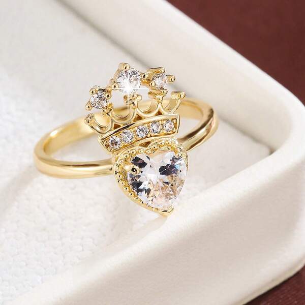 خاتم أنيق للنساء مزين بتاج قلب من الزركونيا المكعبة