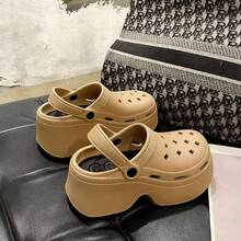 Women's Summer Clog Sandals, New Thick Platform Height-Increasing Anti-Slip Closed-Toe Beach Shoes - Khaki - View 2