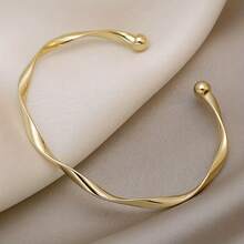 Women's Elegant Simple Twisted Alloy Bracelet - Suitable For Daily Wear And Parties - Bạc - Xem 1