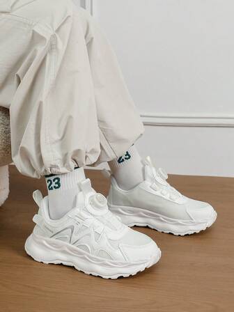 儿童透气网眼休闲运动鞋，时尚百搭