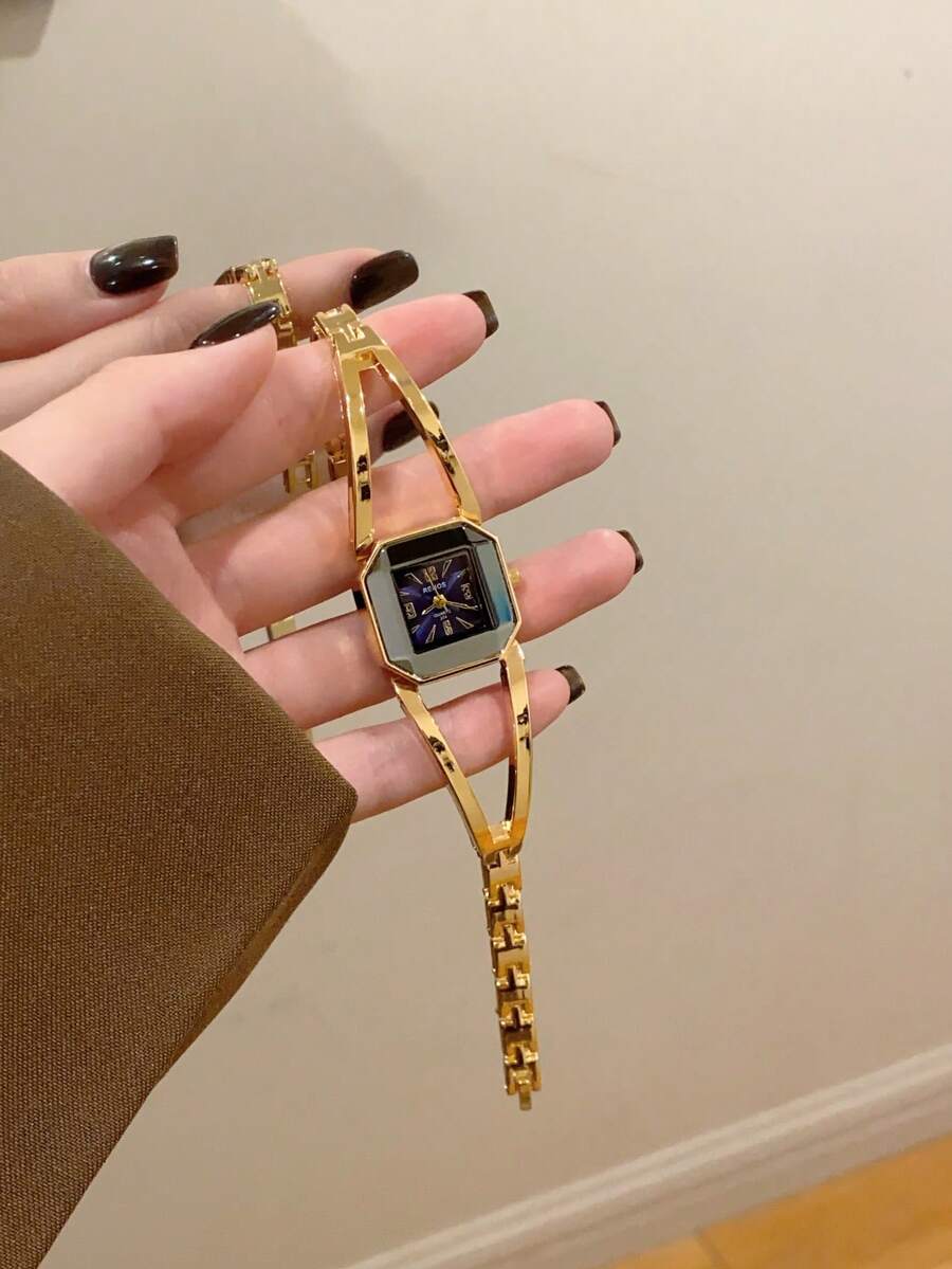 1件装蓝色表盘优雅手镯式女士腕表,金色表带,小巧别致的方形表盘,送给她的迷人礼物,适合日常佩戴和特殊场合。 - 金色 - 查看 1