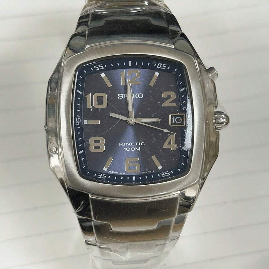 Seiko Reloj de cuarzo para hombre - Esfera azul, caja y pulsera de acero inoxidable, estilo de negocios (Modelo SKA343P1), ideal para uso diario SKA343P1