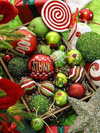 6pcs Set Of 3.94-Inch Gorgeous Painted Shaped Christmas Ornaments Christmas And Thanksgiving Hanging Decorative Balls Ideal For Home And Party Decorations Perfect For Christmas Trees, Wreaths, Door Frames, Indoor/Outdoor Use