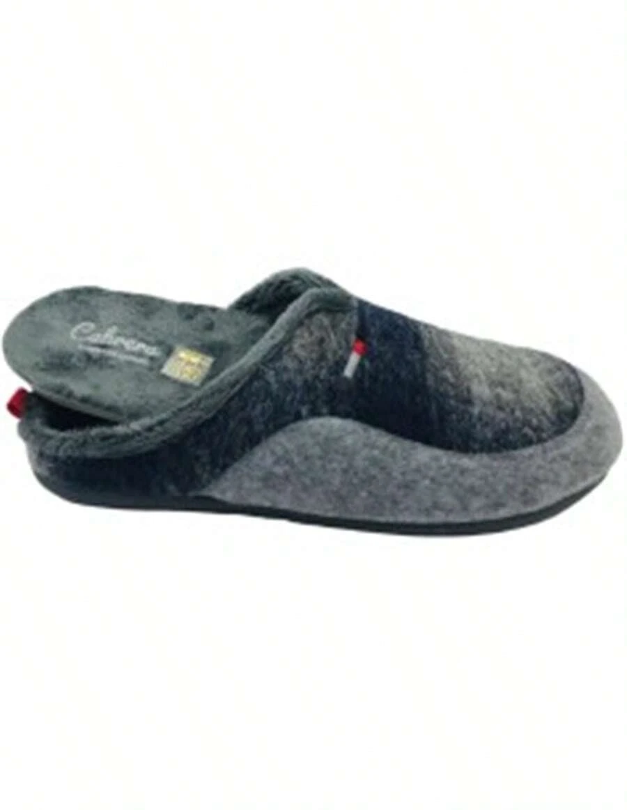 Zapatillas de Casa Hombre Cabrera 3642 Gris Talla 45 - Comodidad y Estilo Atemporal con Materiales Suaves y Transpirables, Perfectas para Invierno - Diseño Elegante y Clásico - Suela Antideslizante para  y Estabilidad - Calidad Duradera para Relajarte con Bienestar - Disponible en Tallas 40 a 45 - Elige Relax Diario con Zapatillas de Alta Calidad - Ideal para Mantener Pies Cálidos y Confortables - Experimenta el Confort que Mereces Cada Día con Diseño que Nunca Pasa de Moda - Gris - Ver 1