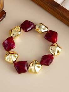 1 pieza Brazalete de resina con teñido anudado rojo vintage de moda y capas, brazalete elástico con tubo curvo de CCB, brazalete de resina con cuentas de teñido anudado rojo de Angola exagerado y de alta gama, adecuado para uso diario, fiestas y vacaciones de mujeres