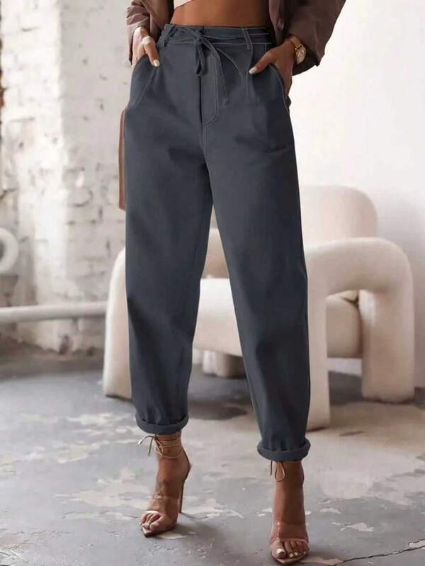 Pantalon droit à poches de couleur unie pour femmes