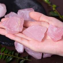 Natural Pink Crystal Quartz Rough Stones Boho Raw Crystal Decor For Tumbling, Cabbing, Jewelry Making, Wicca & Witchcraft, Ideal For Christmas, Thanksgiving, Valentine's Day, Mother's Day, Graduation Gifts - Pastoral Themed