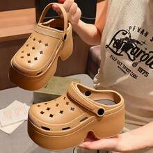 2025 New Thick Sole Hollow Out Sandals Women, Summer Outdoor EVA Slippers Beach Shoes Platform Non-Slip Closed Toe Slides, Leopard Print