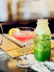 Copas de champán con platillo al estilo británico, vasos de cristal reforzado - Vajilla multiusos para festivales, celebraciones, banquetes y bodas | Opción de regalo ideal - transparente - Ver 10