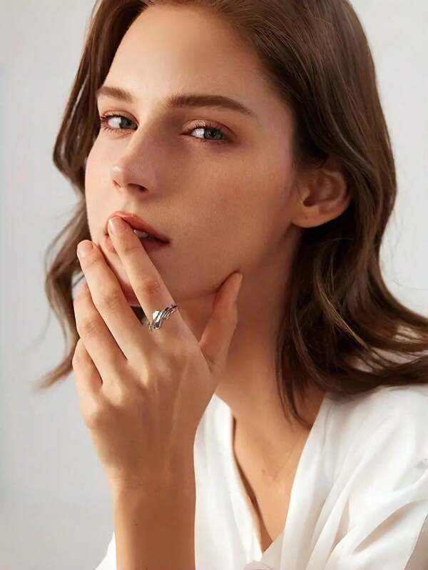 مجموعة من 2 خاتم من الفضة الإسترليني عيار 925 بتصميم دائرة مفتوحة ملتوية اللون، مجوهرات بسيطة وعصرية للنساء