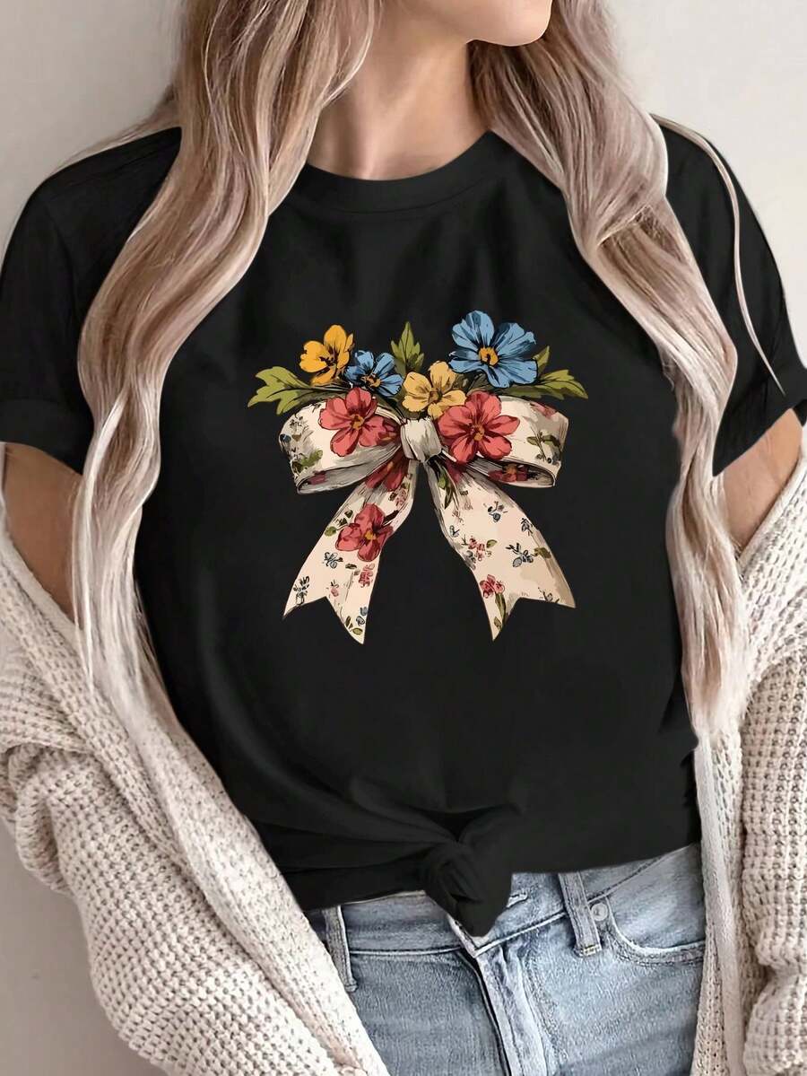 Camiseta de Cuello Redondo para Mujer - Suave 180gsm con Estampado Floral en Forma de Lazo, Ajuste Regular y Lavable a Máquina, Ideal para Looks Casuales y Formales