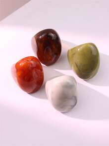 4 件套独特几何极简树脂戒指，超大椭圆形戒指，颜色包括棕色、红色、绿色、灰色和白色，适合女性日常佩戴，也适合节日和派对场合。 - 彩色 - 查看 6