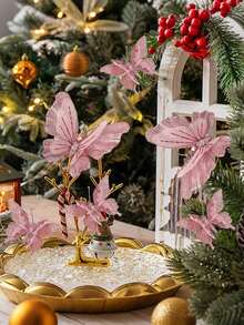 2 pièces Ornements de papillon de sapin de Noël pailletés, décorations de Noël en tissu rose en forme de papillon, papillons 3D creux simulés avec pinces, décoration murale de papillon pastel de Noël pour sapin de Noël, couronne, accessoire pour cheveux, décorations suspendues pour sapin de Noël, décoration de guirlande, convient pour mariage, fête, artisanat DIY, décoration de la maison, accessoires de photographie