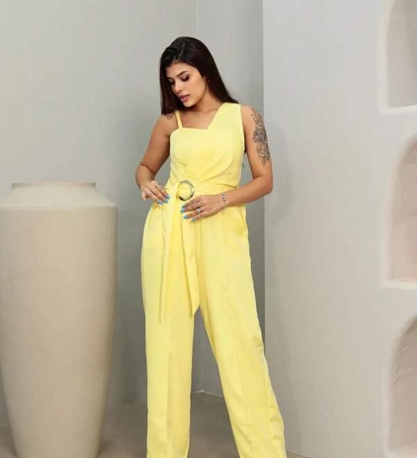 Macacão Alfaiataria Feminino com Bolso Cinto Moda Gringa