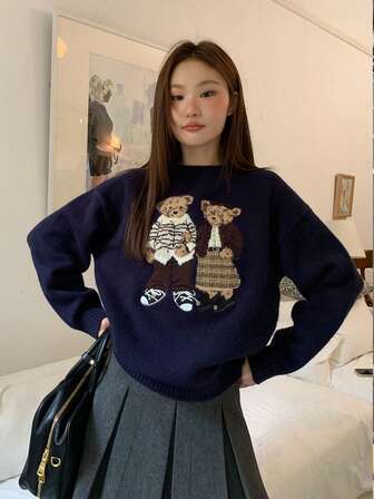 Women's Vintage Cartoon Bear Jacquard Knit Round Neck Long Sleeve Sweater, Autumn/Winter