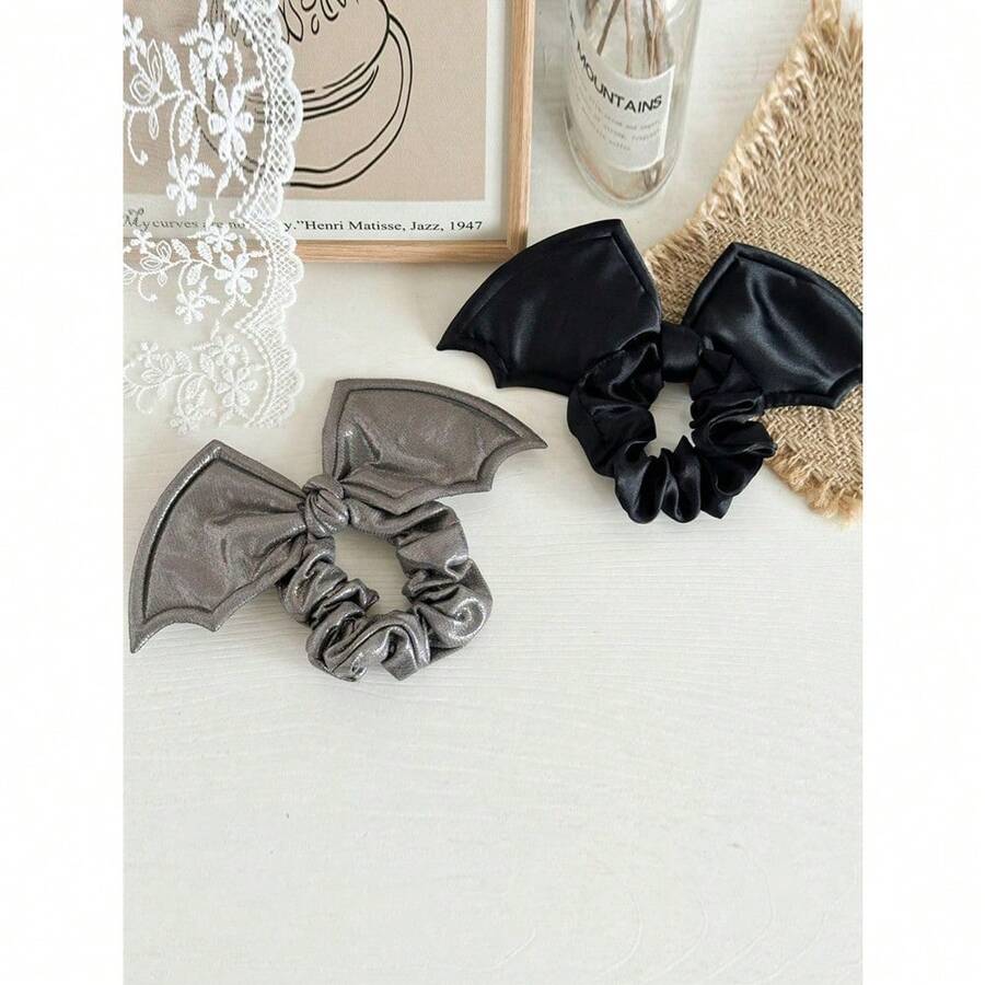 1pc Halloween Hair Scrunchie, Party Bat Bow Curly Scrunchie, Women Unique Holiday Hair Accessory, Suitable For Daily Wear And Halloween, Hair Ties, Scrunchy Hair Ties, Washing Face, Hair Accessories, Sport, Home Beauty Women Accessory Gifts ,Halloween Costumes Holiday Essential - Nhiều màu - Xem 1