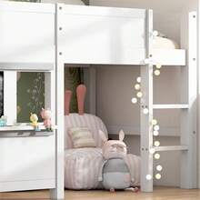 Graffitifähiges Spielbett mit zwei Ebenen, Ausbett Kinder-Etagenbett 90x200 cm in Weiß mit praktischer Ablage