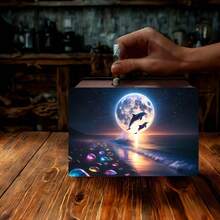 1pc - This Wooden Piggy Bank With Ocean And Dolphin Motifs Adds A Festive Touch And Fun To Saving. This Reusable Wooden Piggy Bank Is A Beautifully Handcrafted Decoration, Perfect For Valentine's Day, Thanksgiving, Ramadan, And More – An Ideal Gift For Your Home, Living Room, And Office.