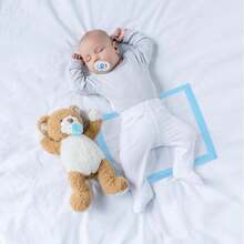 100 szt./opakowanie Jednorazowe, wodoodporne i oddychające podkłady do przewijania pieluszek dla niemowląt, miękka i chłonna podkładka na materac, praktyczny prezent, 17 x 13 cali