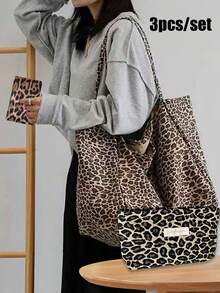 حقيبة كبيرة ذات طبعة نمر عصرية، حقيبة كتف سعة كبيرة، مناسبة للتنقل، يمكن استخدامها كحقيبة إبط أو حقيبة ظهر، سعة كبيرة، محمولة، مناسبة للمراهقين والنساء وطلاب الجامعة والموظفين، مثالية للعمل والعودة إلى المدرسة والمدرسة المتوسطة والثانوية والجامعة والعطلات - متعدد الألوان - مشاهدة 2