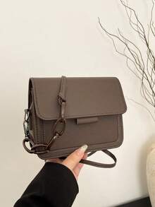 1 pezzo Borsa a tracolla quadrata piccola da ragazza in PU con chiusura a ribaltamento, nuova, bella, alla moda, semplice e stilosa, comoda tracolla, ampio spazio interno, regalo per amici e madre, adatta per uscite quotidiane e pendolarismo - Borsa a tracolla alla moda - Visualizzare 9